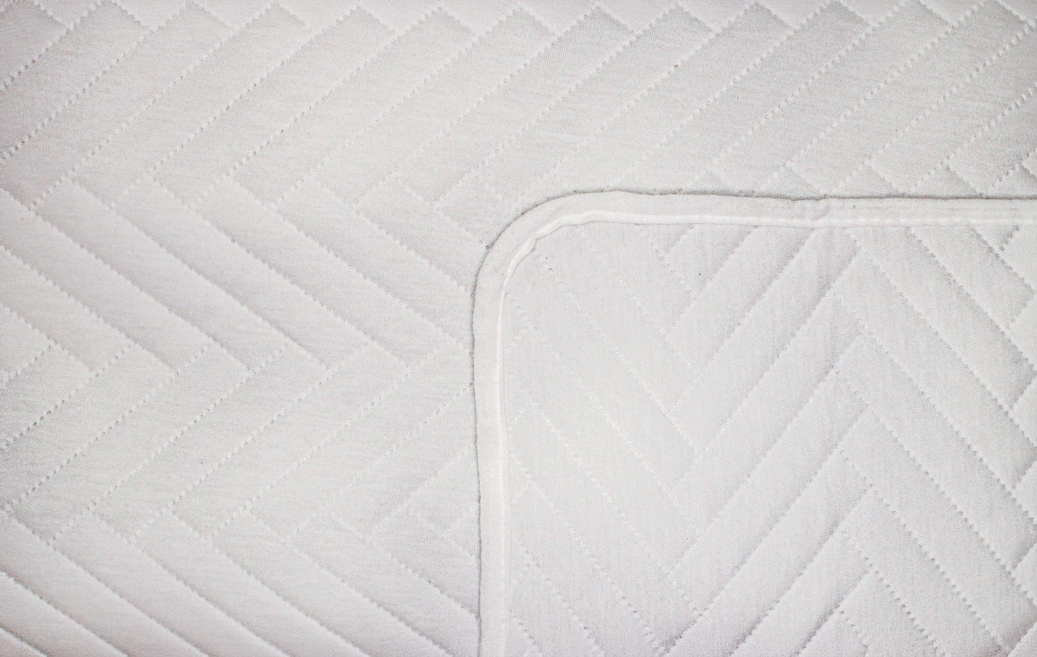 Кувертюра Дунай в цвят - Бяло